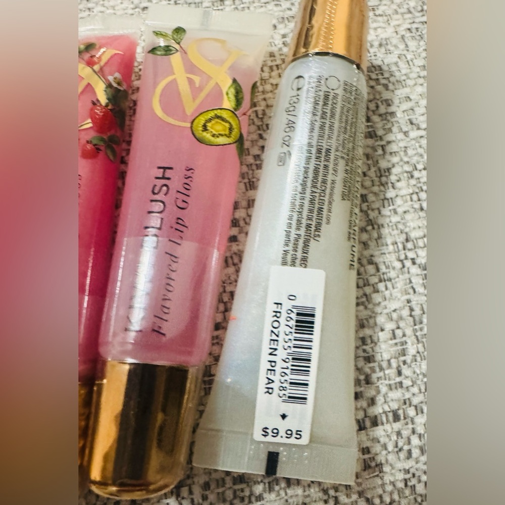 Victoria's Secret Lip Gloss Set - Red, Pink, Light Pink, White - Picture 2 of 2